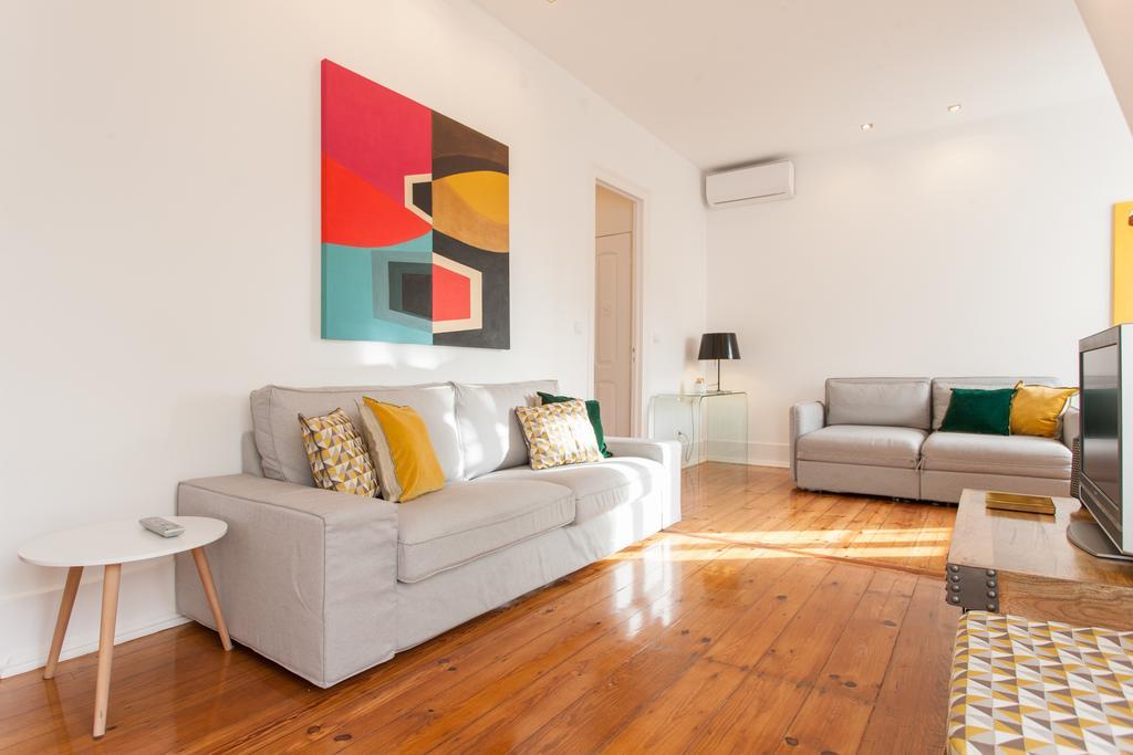 Design Sta Marta/ Liberdade Apartment ลิสบอน ภายนอก รูปภาพ