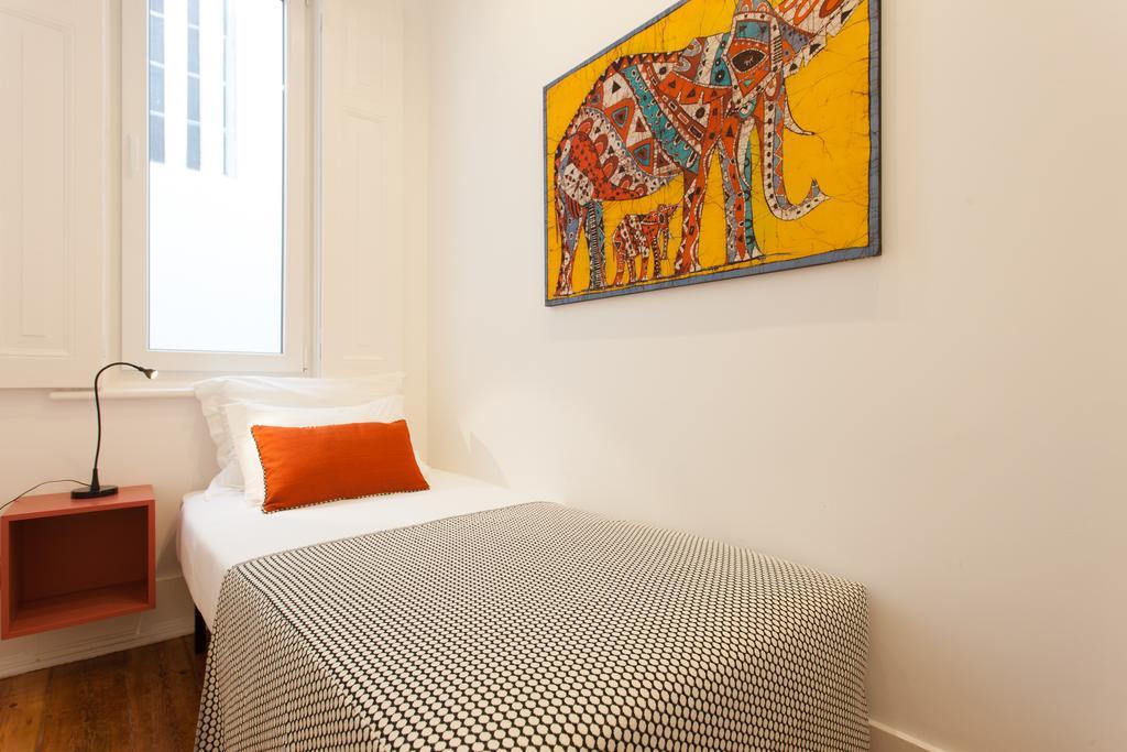 Design Sta Marta/ Liberdade Apartment ลิสบอน ภายนอก รูปภาพ