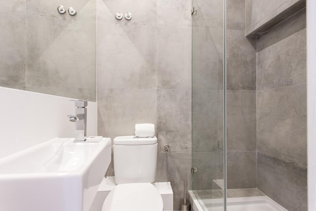 Design Sta Marta/ Liberdade Apartment ลิสบอน ภายนอก รูปภาพ
